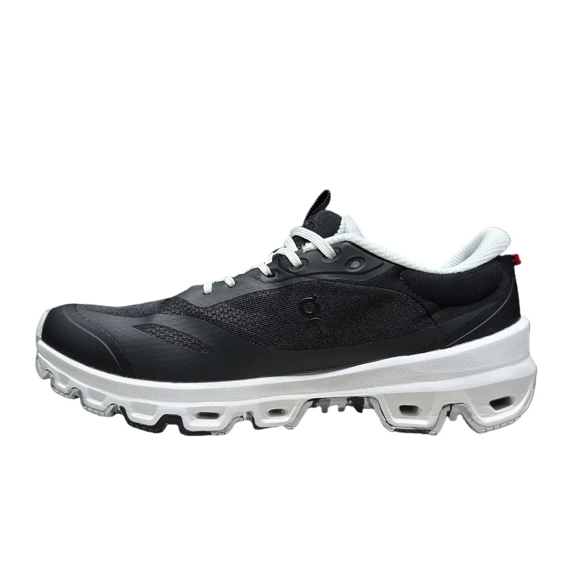 On Cloudventure LOEWE 2 Women's Black/White