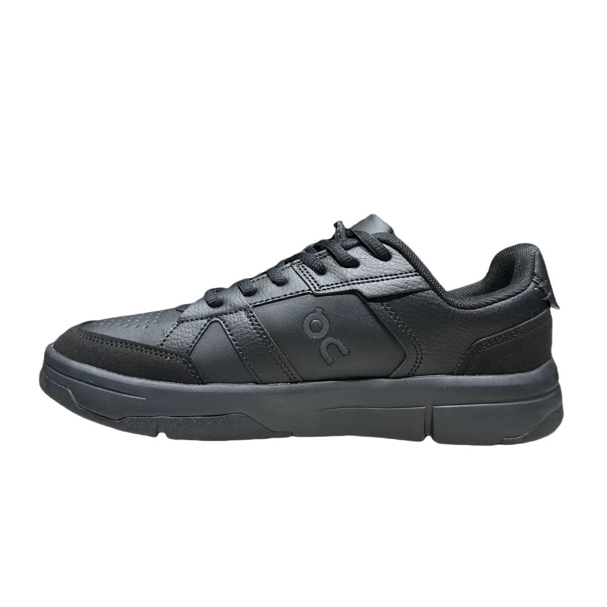 On THE ROGER Clubhouse 3 Women's All Black