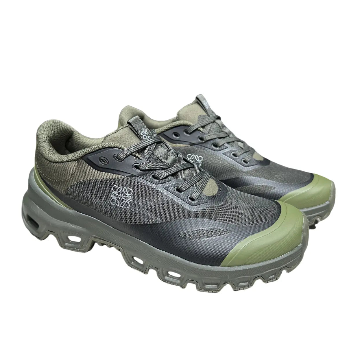 On Cloudventure LOEWE 2 Women's Army Green