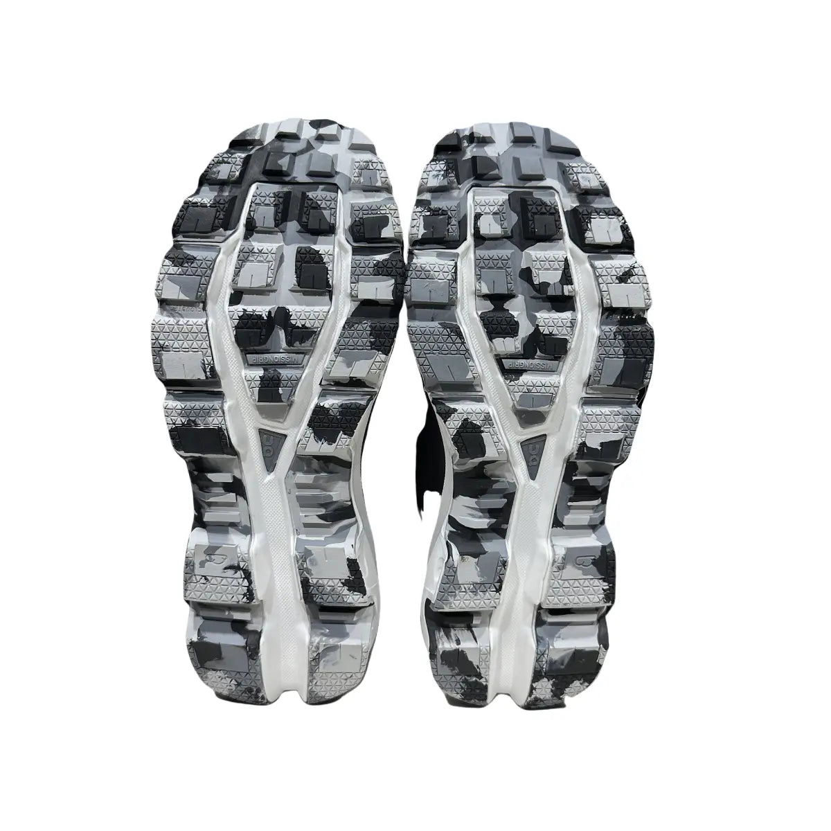 On Cloudventure LOEWE 2 Women's Black/White