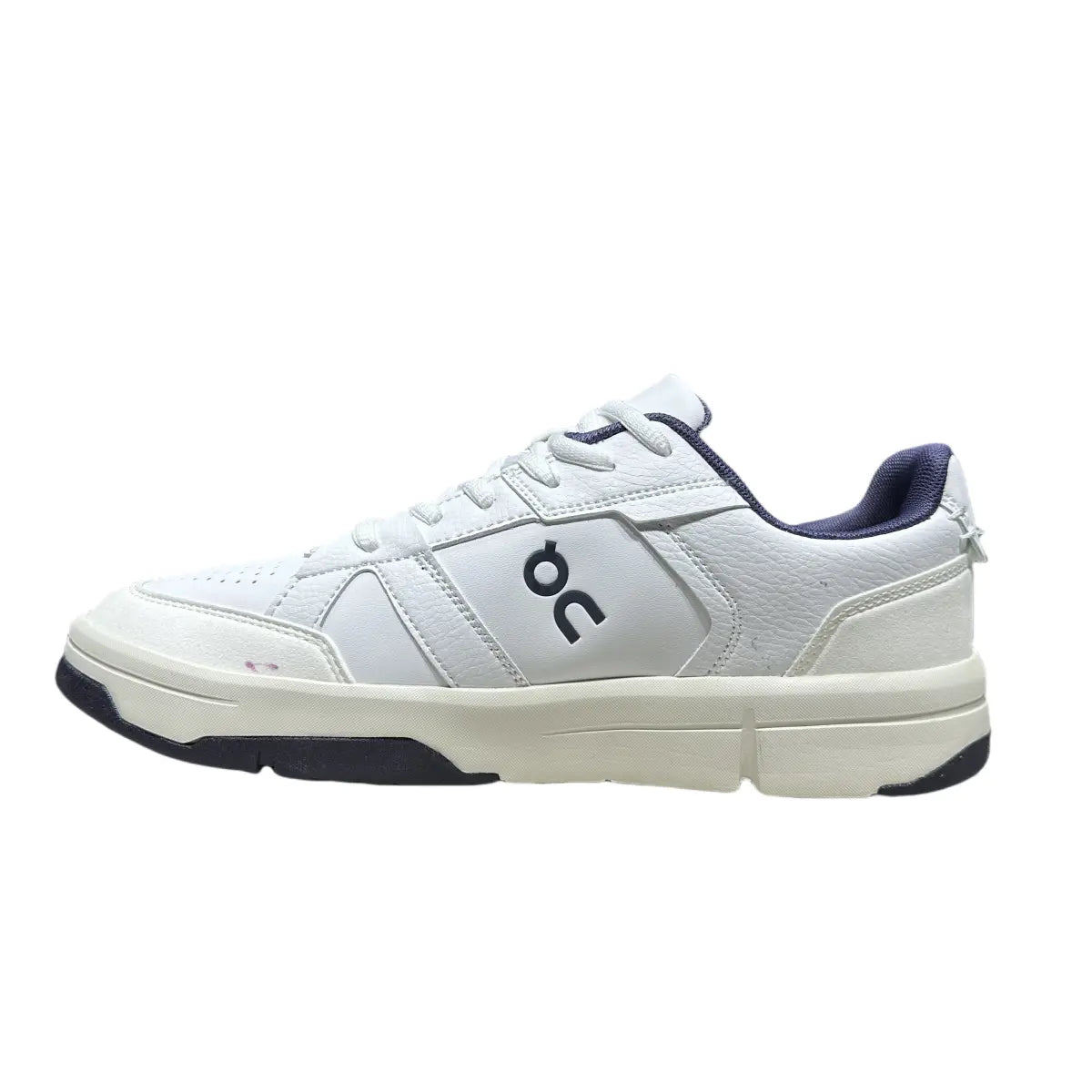 On THE ROGER Clubhouse 3 Women's White/Ice