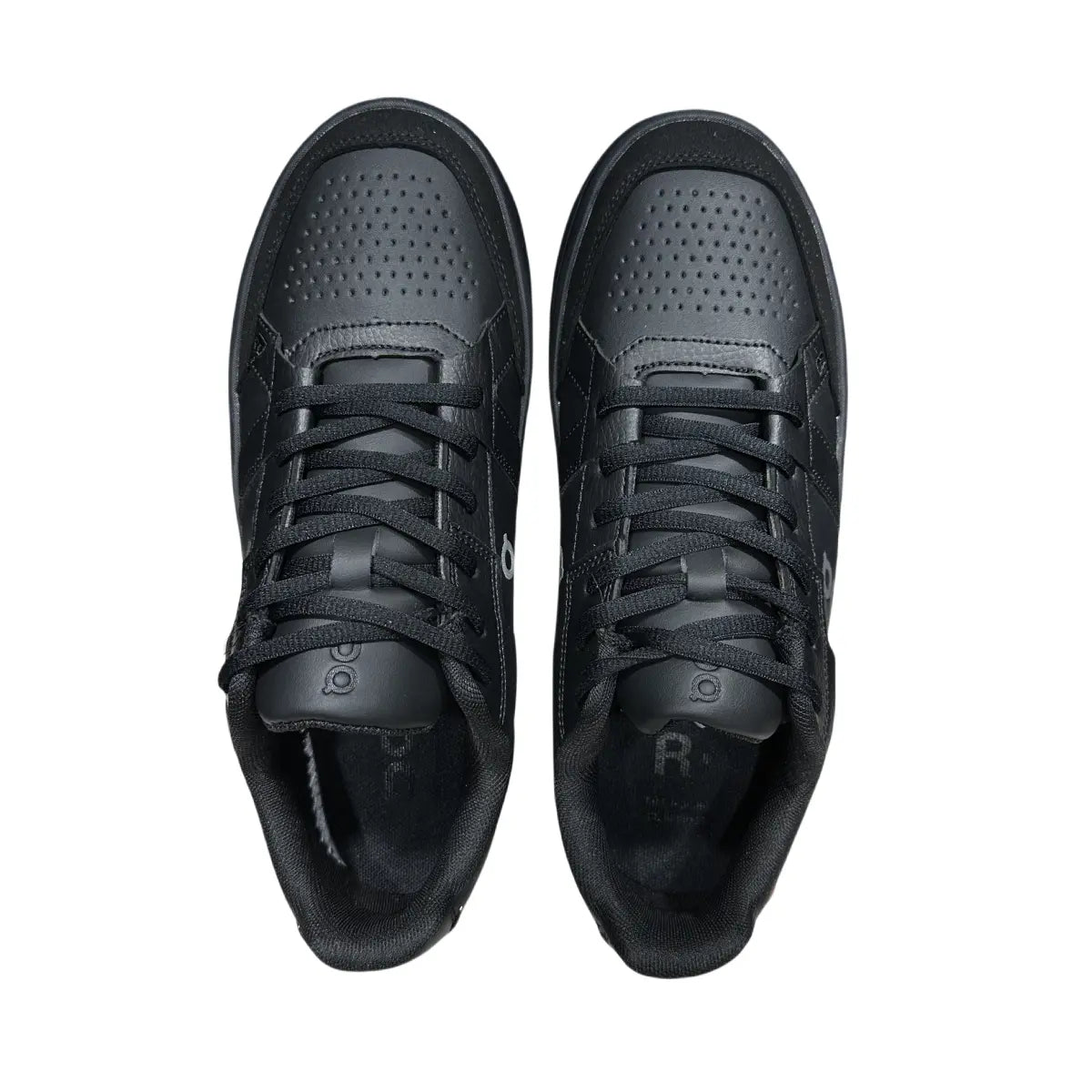 On THE ROGER Clubhouse 3 Men's All Black